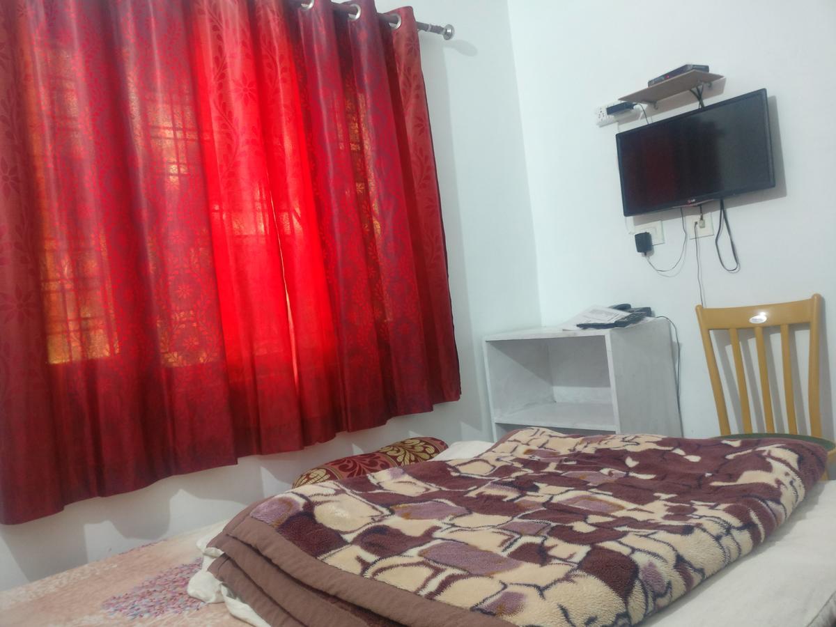 Galaxy Hotel & Restaurant Lansdowne Luaran gambar