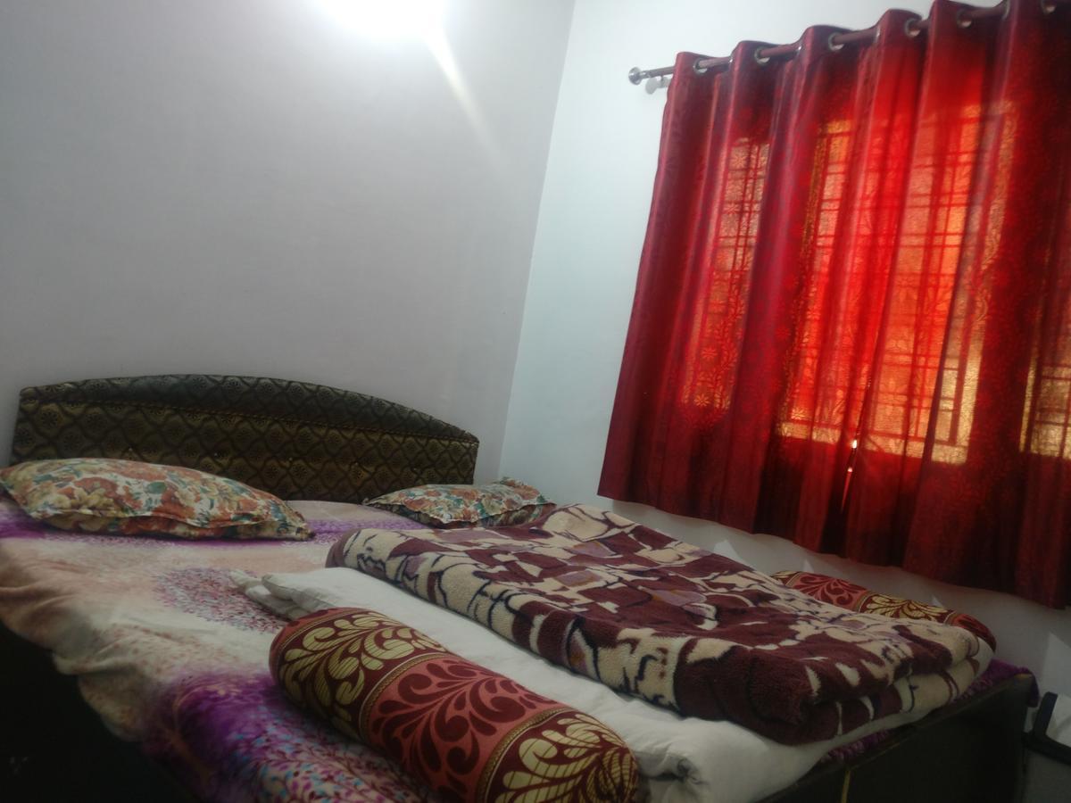 Galaxy Hotel & Restaurant Lansdowne Luaran gambar