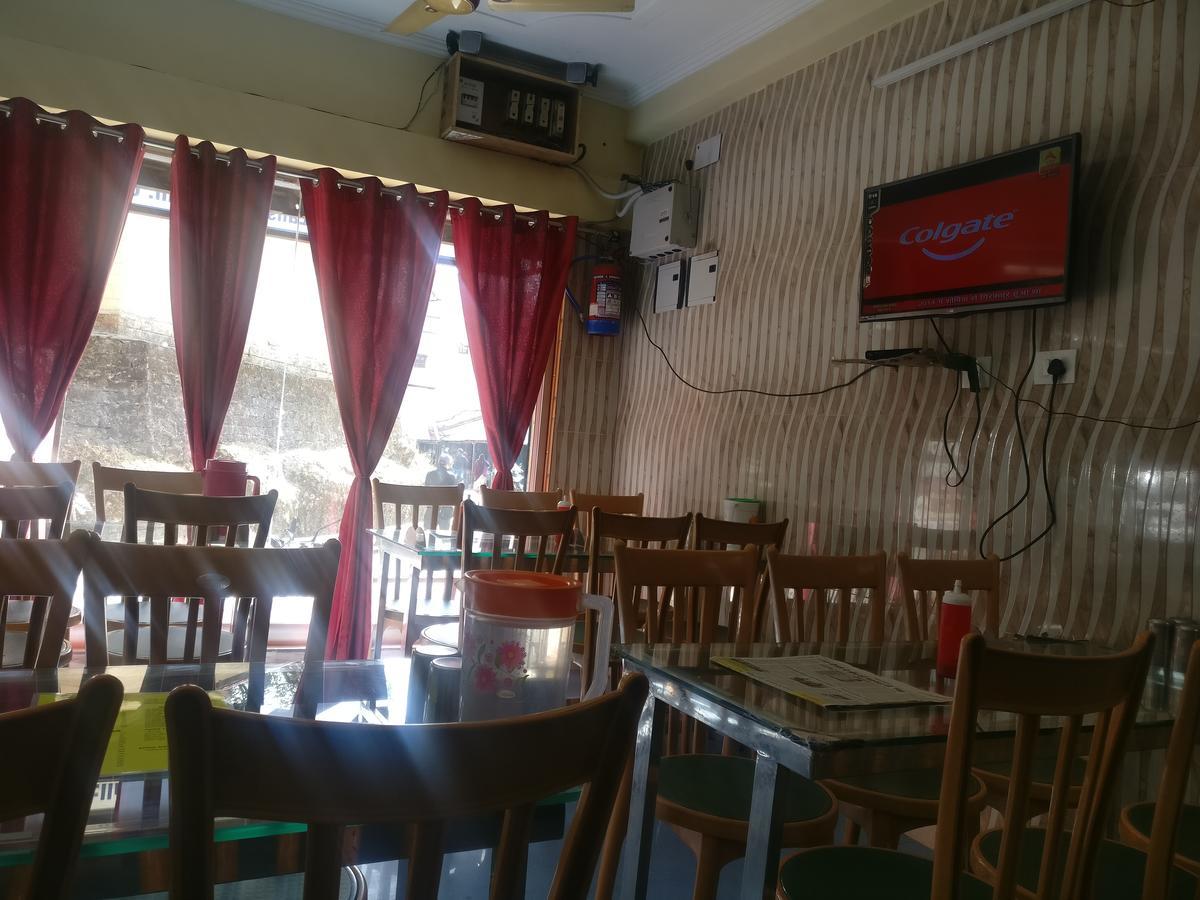 Galaxy Hotel & Restaurant Lansdowne Luaran gambar