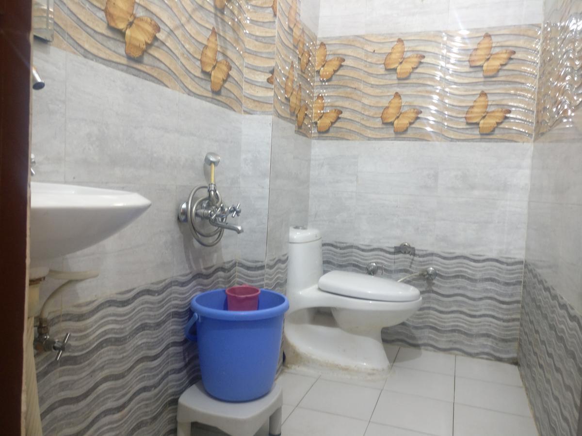 Galaxy Hotel & Restaurant Lansdowne Luaran gambar