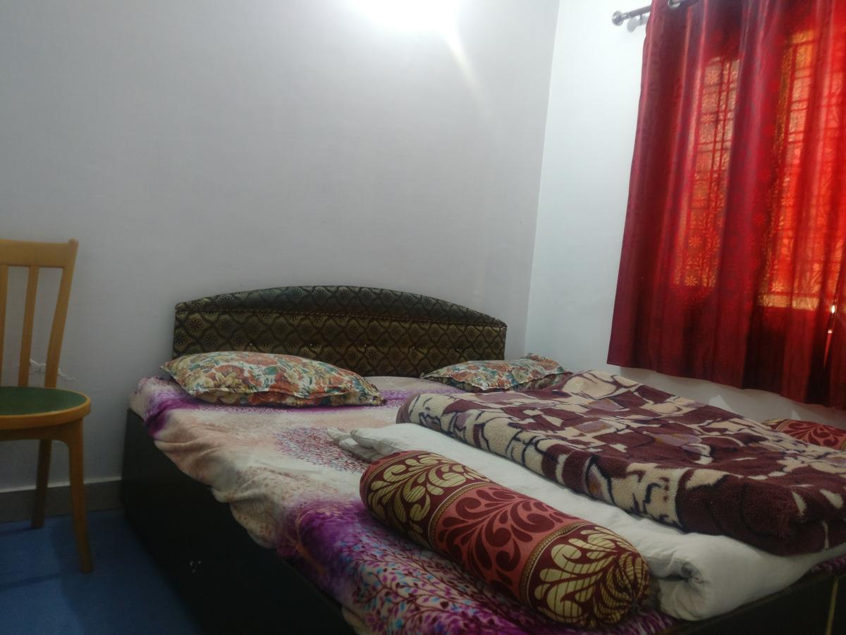 Galaxy Hotel & Restaurant Lansdowne Luaran gambar